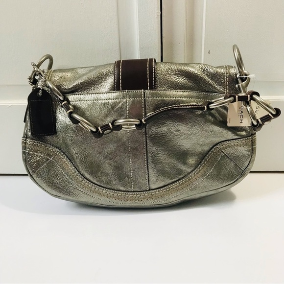 New COACH Metallic Silver Flap Versatile Leather Handbag - Picture 2 of 7